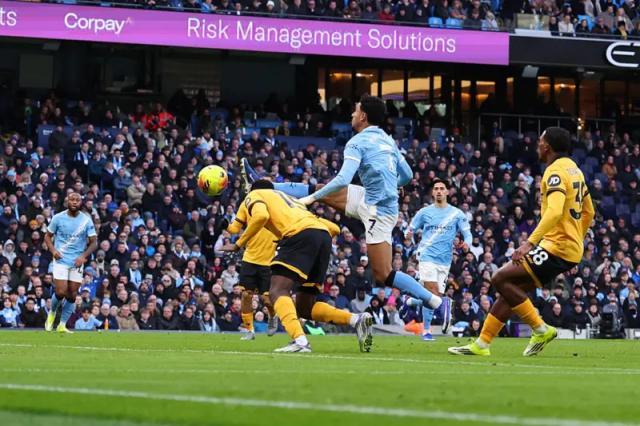 世界杯球员数据-【英超】马尔穆什闪击，塞梅尼奥贴地斩，曼城2-0狼队