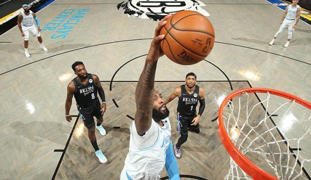 世界杯射手榜-詹眉缺席湖人防守依旧无敌 大溃败为篮网敲响警钟